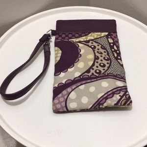 Thirty one wristlet